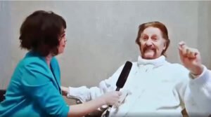 Luigi Colani (Modedesigner) - äußerst ungewöhnlich, leicht exzentrisch, etwas laut, dafür aber ziemlich treffend in seinen Aussagen!