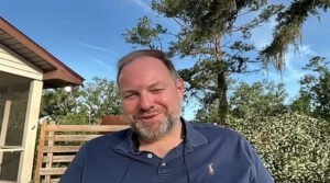 "Het Is Je Morele Plicht Om BELASTING Te Ontwijken" Met Toine Manders