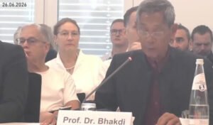 Die Pandemie war geplant und die Impfung kein Zufall. Prof. Sucharit Bhakdi 26.o6.2026 ganze Version